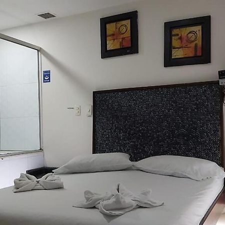 Hotel Marat Medellín Dış mekan fotoğraf