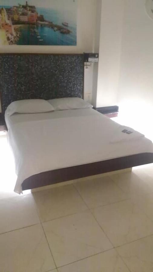 Hotel Marat Medellín Dış mekan fotoğraf